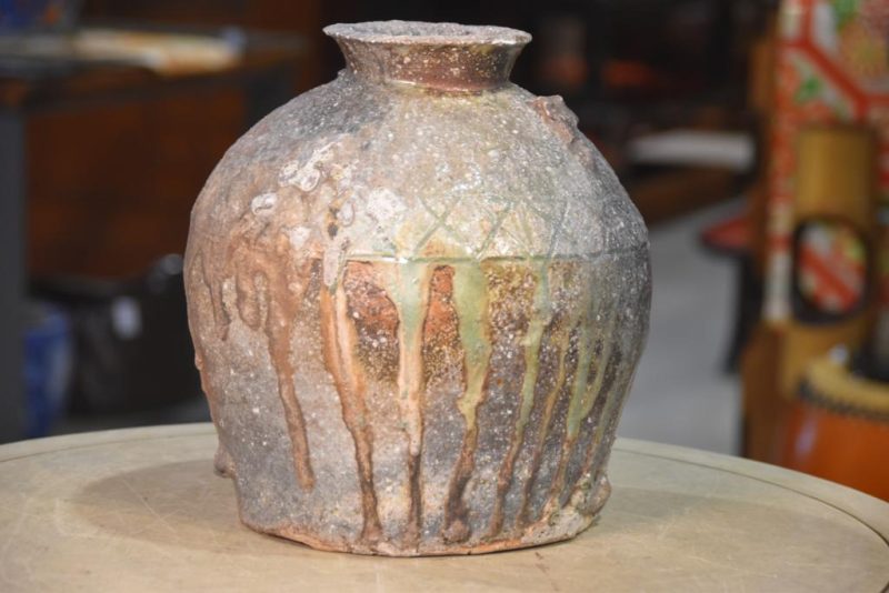 Shigaraki Wood Fired Tsubo Vase - Image 2