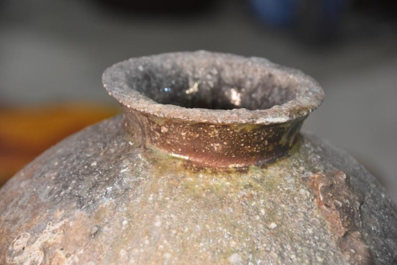Shigaraki Wood Fired Tsubo Vase - Image 8