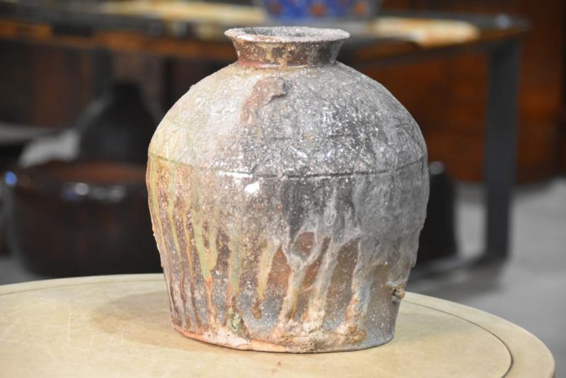 Shigaraki Wood Fired Tsubo Vase - Image 5