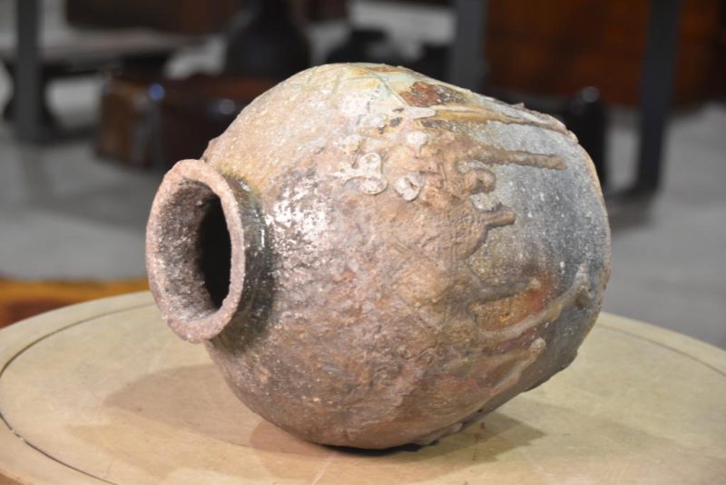 Shigaraki Wood Fired Tsubo Vase - Image 4