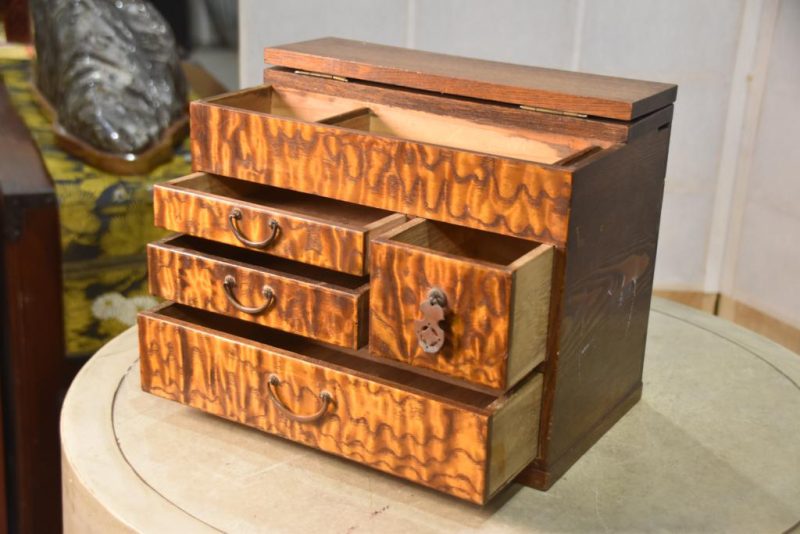 Burled Mulberry Sewing Box - Image 5