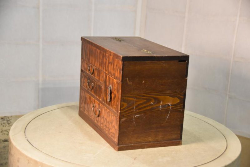 Burled Mulberry Sewing Box - Image 4