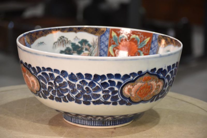 Japanese Coloured Imari Porcelain Bowl - Image 2