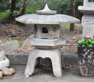 Antique Japanese Snow Lantern Width:775mm
