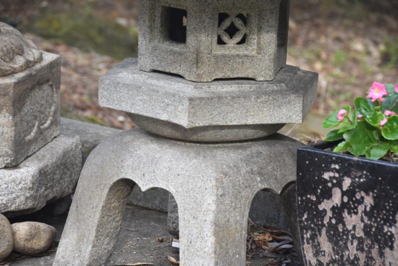 Antique Japanese Snow Lantern Width:775mm - Image 6