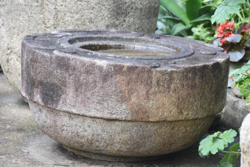 Antique Japanese Granite Garden Basin Width:650mm - Image 4