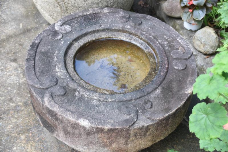 Antique Japanese Granite Garden Basin Width:650mm - Image 3