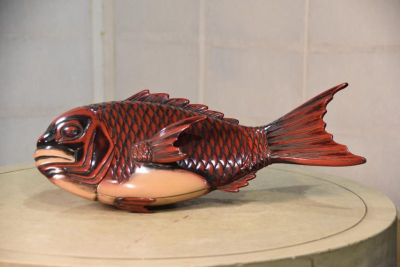 Vintage Lacquered Fish Lidded Container - Image 2