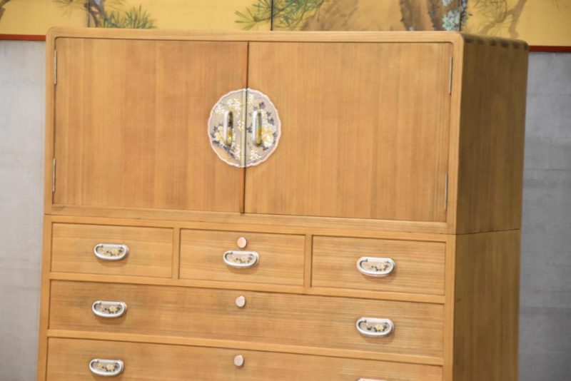 An Exceptional Quality Vintage 3 Section Wedding Chest Width:1090mm - Image 19