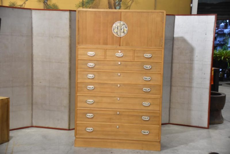An Exceptional Quality Vintage 3 Section Wedding Chest Width:1090mm - Image 16