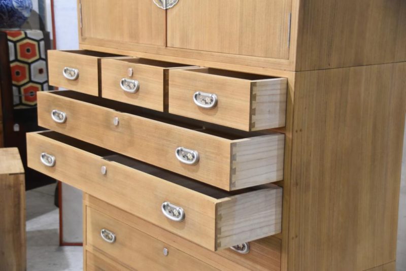 An Exceptional Quality Vintage 3 Section Wedding Chest Width:1090mm - Image 8