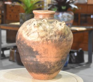 Shigaraki Tanuki Chatsubo (Dry Tea Storage)