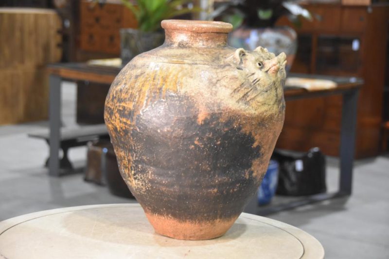 Shigaraki Tanuki Chatsubo (Dry Tea Storage) - Image 10