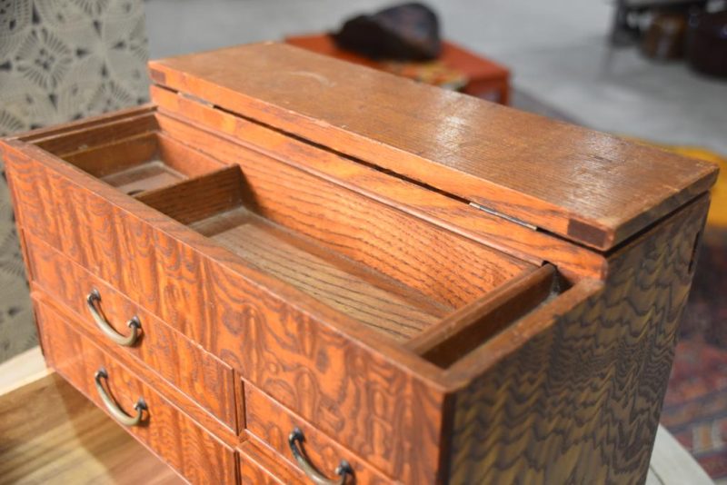 Vintage Burled Mulberry Sewing Box - Image 6