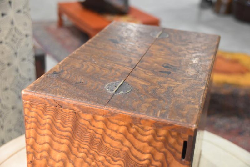 Vintage Burled Mulberry Sewing Box - Image 3