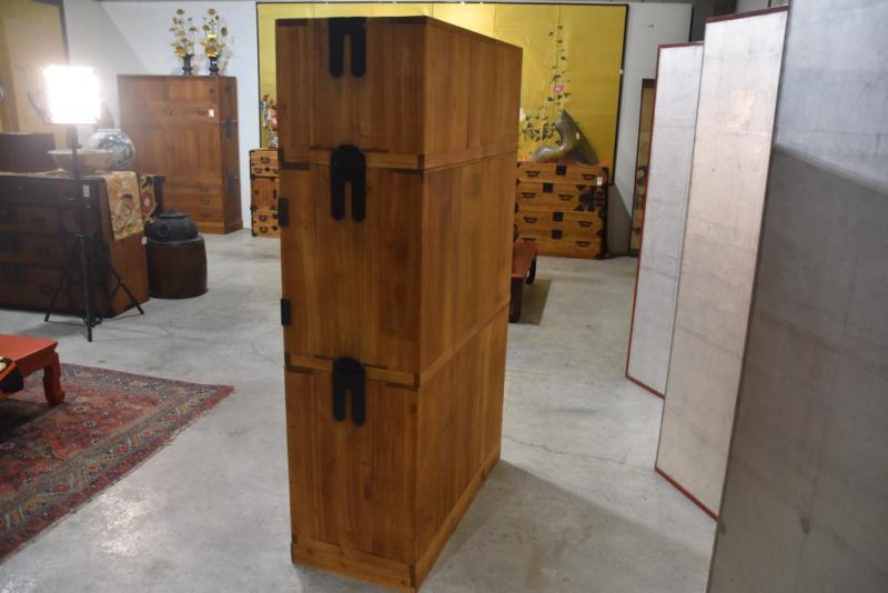 Vintage 3 Section Wedding Chest Width:940mm - Image 4