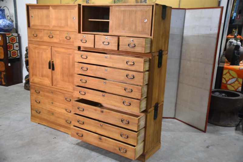 Side by Side Pair of Vintage Wedding Chests Width:1920mm - Image 9