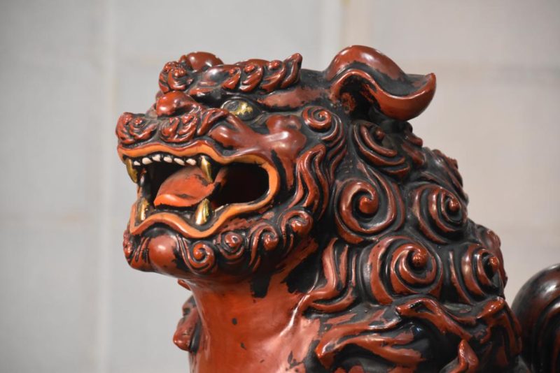 Large Kutani Pottery Shishi Buddhist Lion Dog - Image 2
