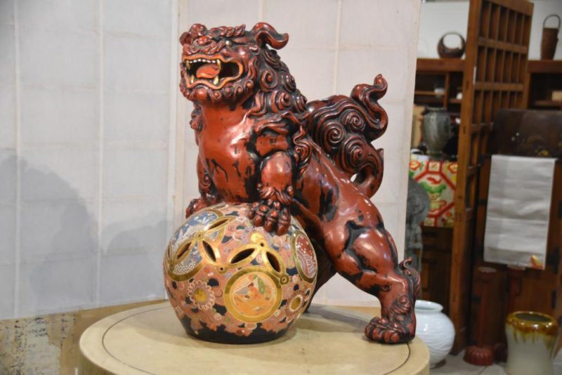 Large Kutani Pottery Shishi Buddhist Lion Dog - Image 12