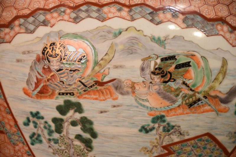 Samurai and Dragon Imari Hibachi Circa:1920's - Image 13