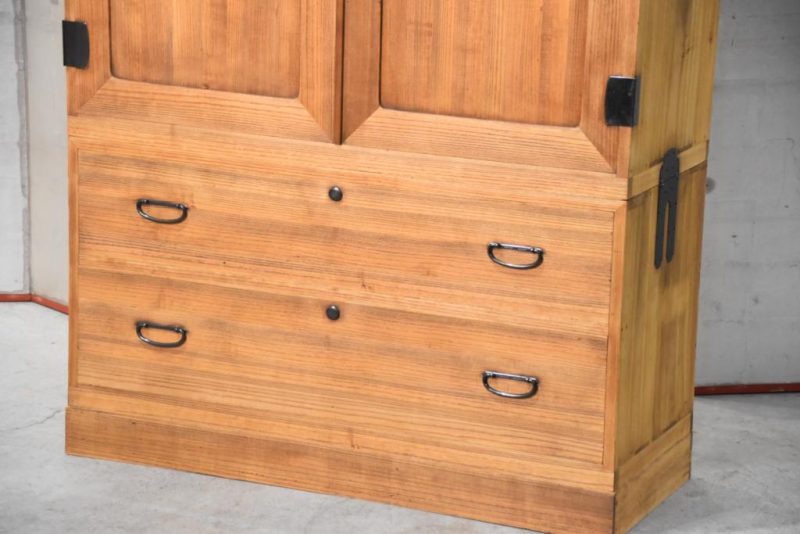 Vintage 2 Section Wedding Chest Width:1055mm - Image 10
