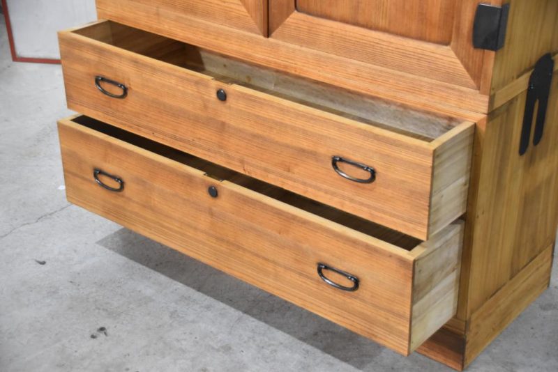 Vintage 2 Section Wedding Chest Width:1055mm - Image 4