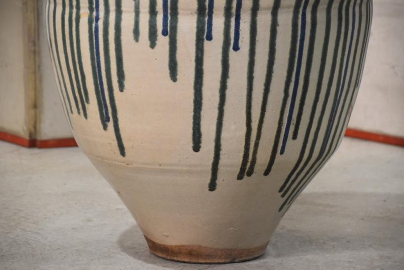 Shigaraki Green Drip Glazed Urn - Image 9