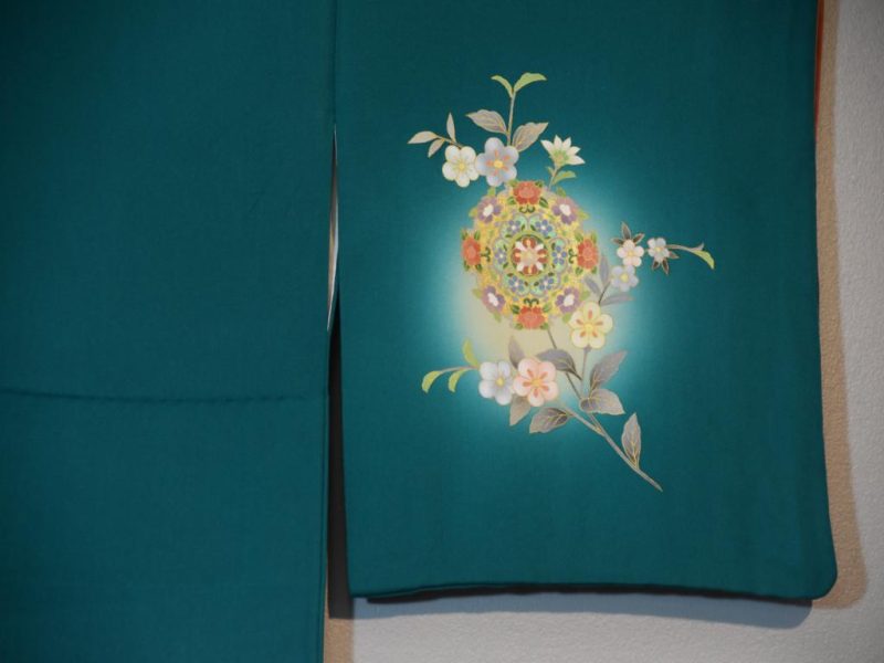 Japanese Traditional Silk Kimono - Image 6
