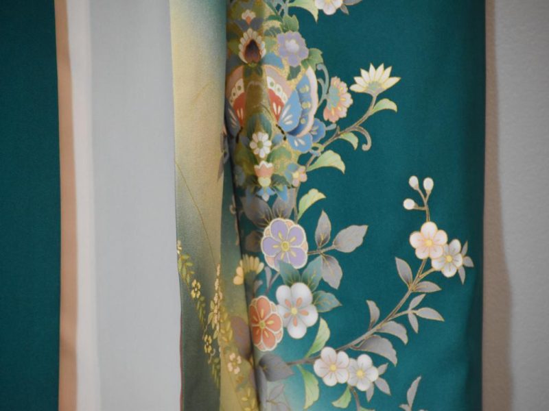 Japanese Traditional Silk Kimono - Image 4