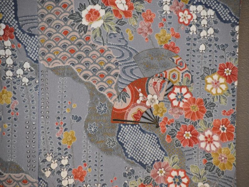 Japanese Traditional Silk Kimono - Image 7