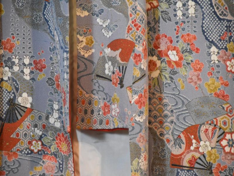 Japanese Traditional Silk Kimono - Image 5