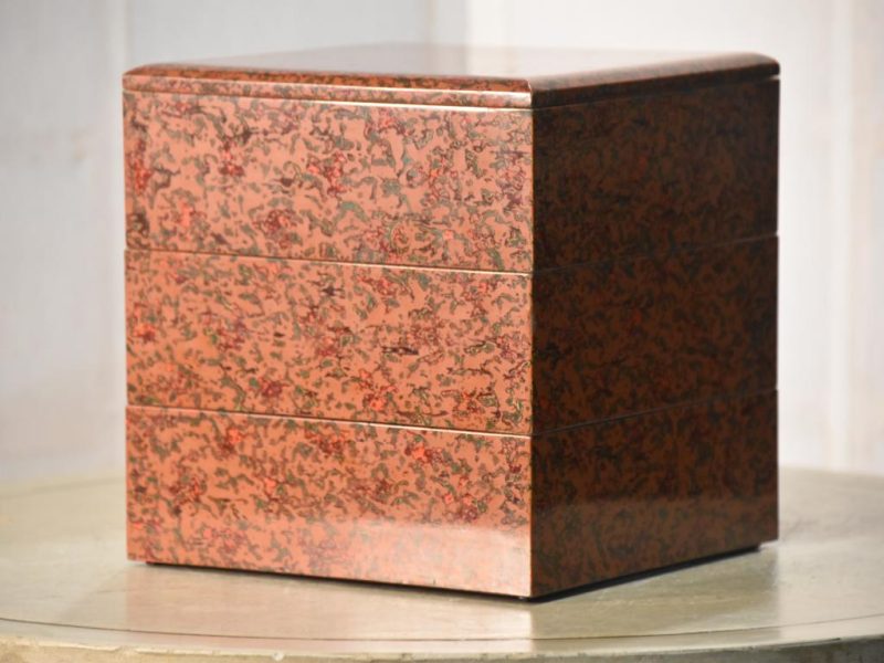 Wakasa Lacquer Stacking Food Box - Image 2