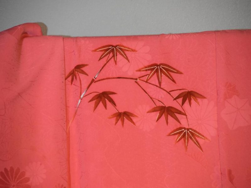 Traditional Japanese Kimono - Image 3
