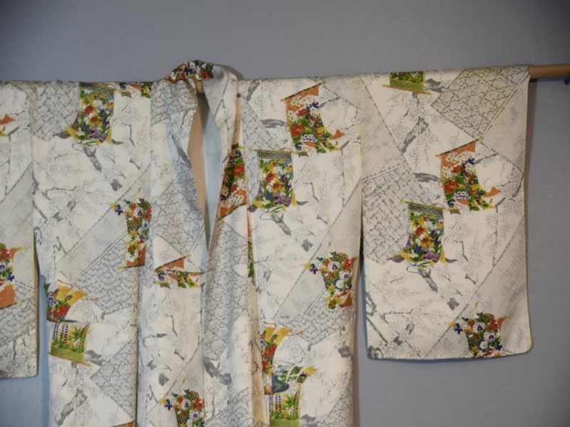 Japanese Silk Kimono - Image 5