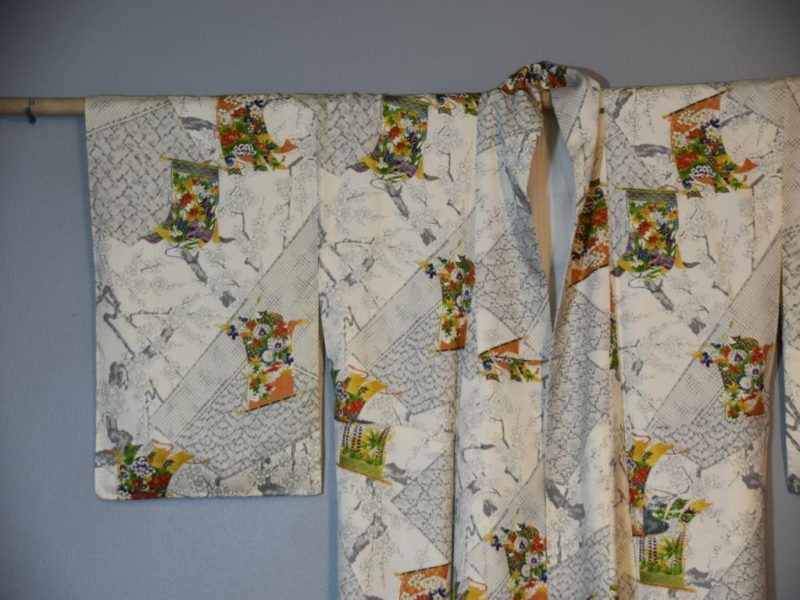 Japanese Silk Kimono - Image 4