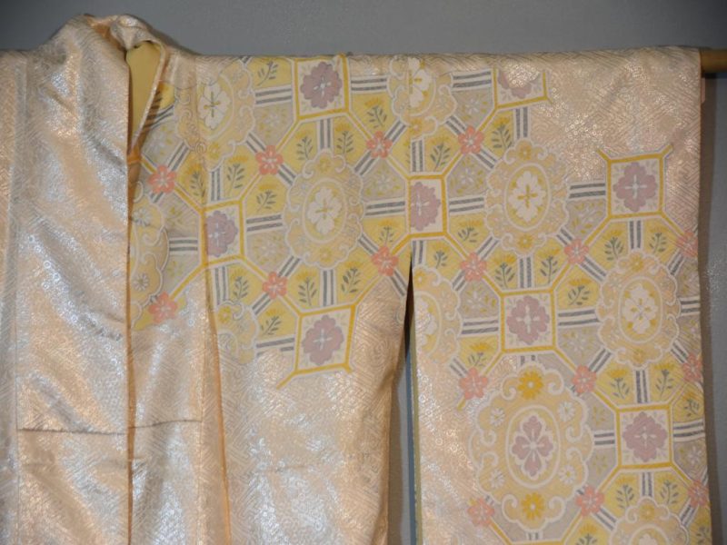 Furisode Kimono - Image 4