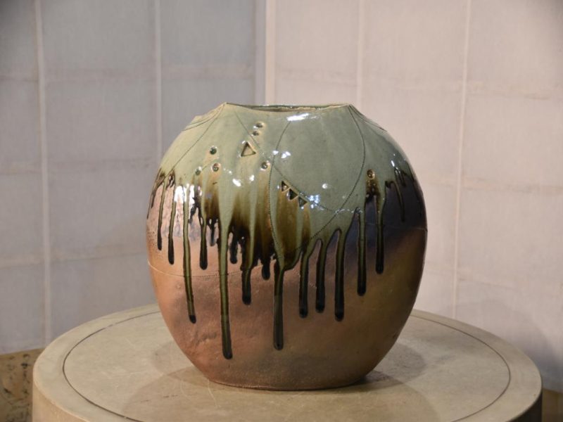 Pottery Vase from Japan - Image 5