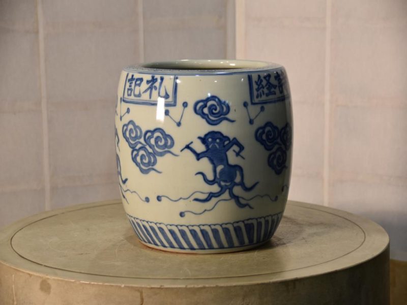 Blue and White Porcelain Hibachi