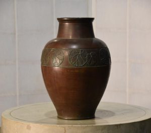Large Japanese Bronze Vase 34 cm's high