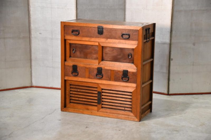 Choba Dansu Merchants Chest Width:875mm