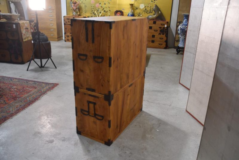 Antique Clothing Chest on Chest Width:880mm - Image 6