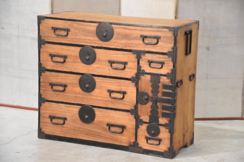 Antique Japanese Clothing Chest of Drawers Width:1065mm - Image 2