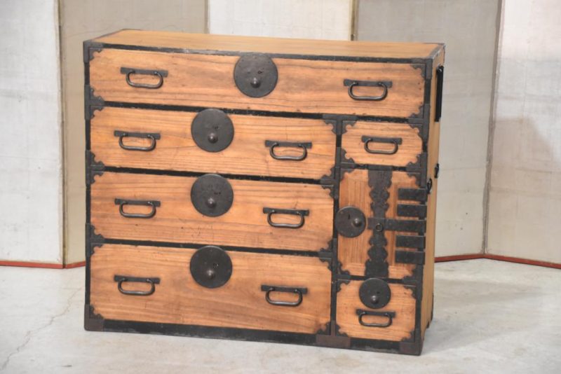 Antique Japanese Clothing Chest of Drawers Width:1065mm - Image 12