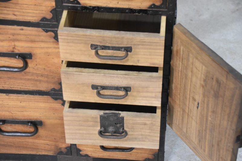 Antique Japanese Clothing Chest of Drawers Width:1065mm - Image 5