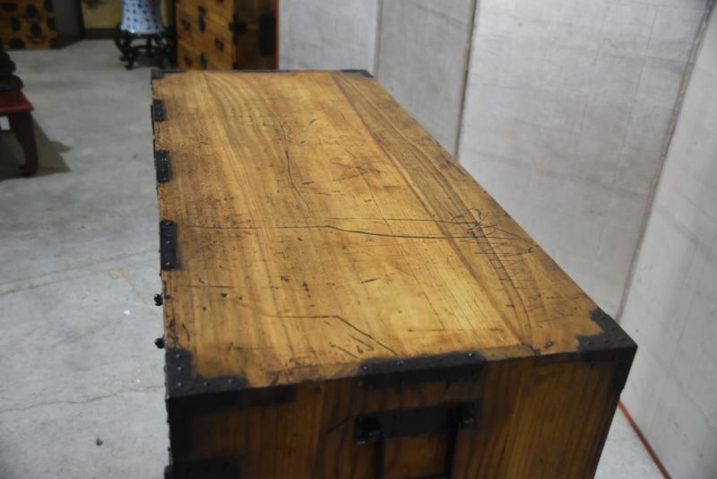 Antique Clothing Chest on Chest Width:960mm - Image 7