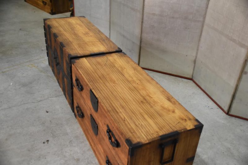 Antique Clothing Chest on Chest Width:960mm - Image 3