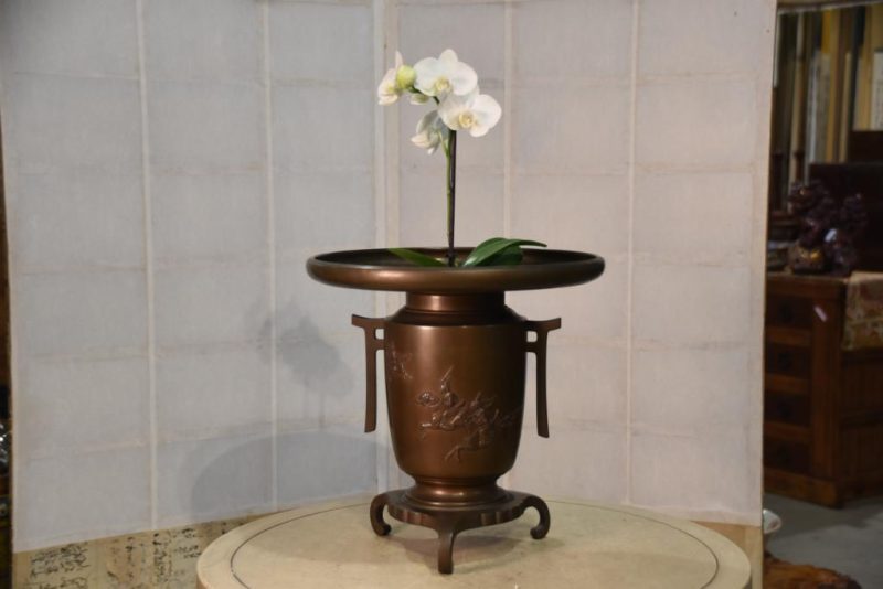 Japanese Bronze Vase Usubata - Image 3