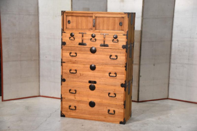 Antique 3 Section Clothing Chest Width:905mm - Image 2