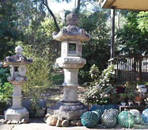Antique Granite Garden Lantern Height:3400mm