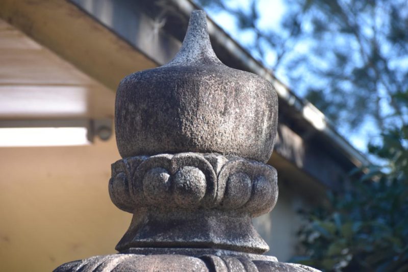 Antique Granite Garden Lantern Height:3400mm - Image 3